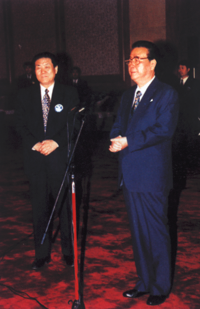 李鵬接見(jiàn).png